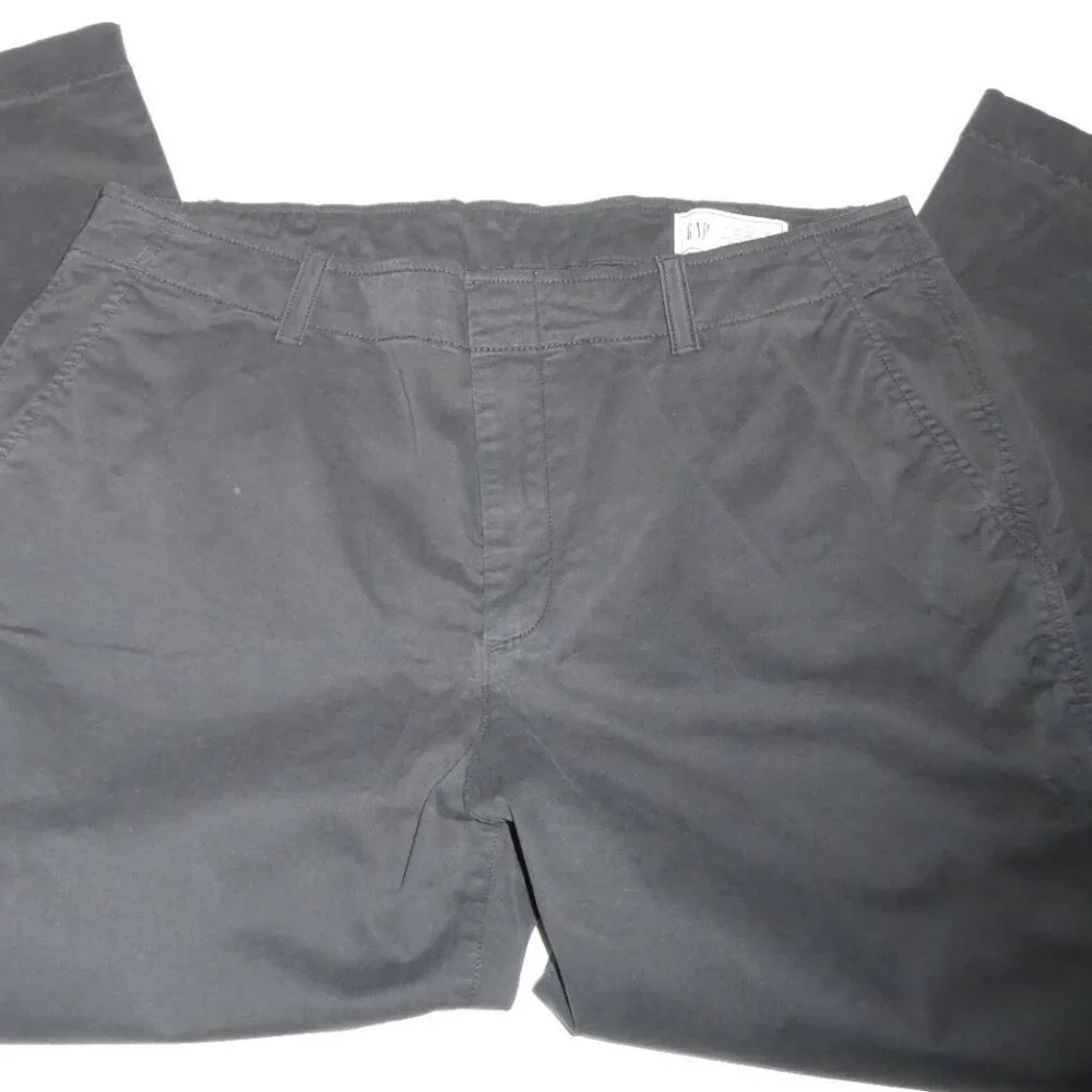 2 x GAP Mid Rise Downtown Khakis - Black - Picture 2 of 13